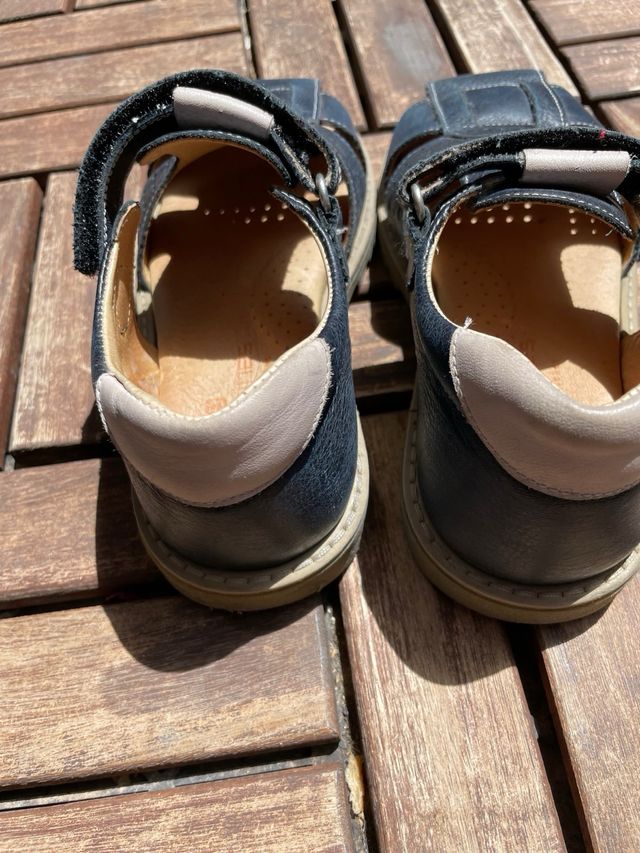 Sandalias piel niño