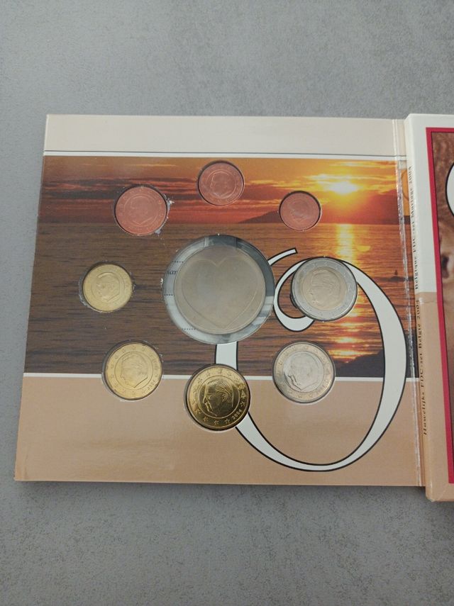 SET BELGICA 2004 SERIE EUROS