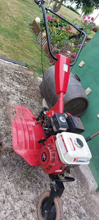 Se cambia o se vende Motoazada gasolina Zomax ZM50