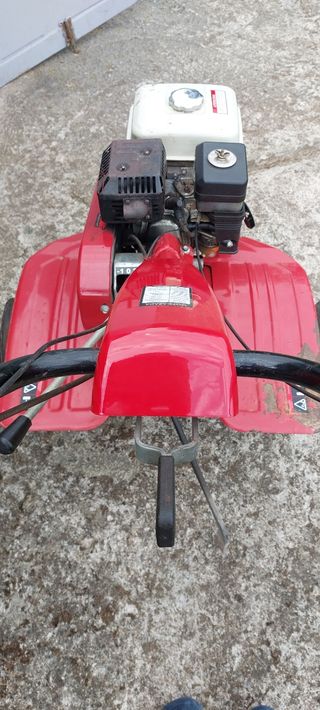 Se cambia o se vende Motoazada gasolina Zomax ZM50