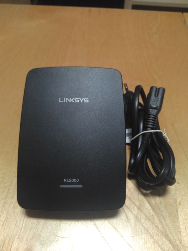 Repetidor - N600 Wi-Fi Range Extender (RE2000)
