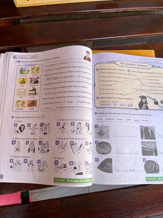 Oxford Rooftops 4º primaria class + activity book
