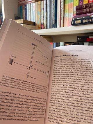 Persiguiendo a Einstein - libro