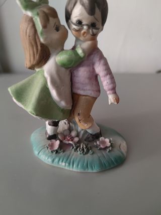 Statuetta in ceramica