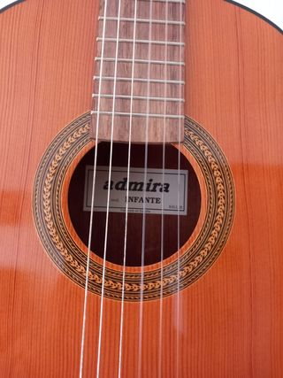 Guitarra española infante