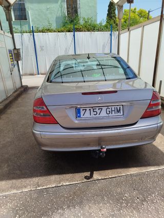 Mercedes-Benz Clase E 2005