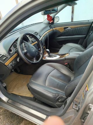 Mercedes-Benz Clase E 2005