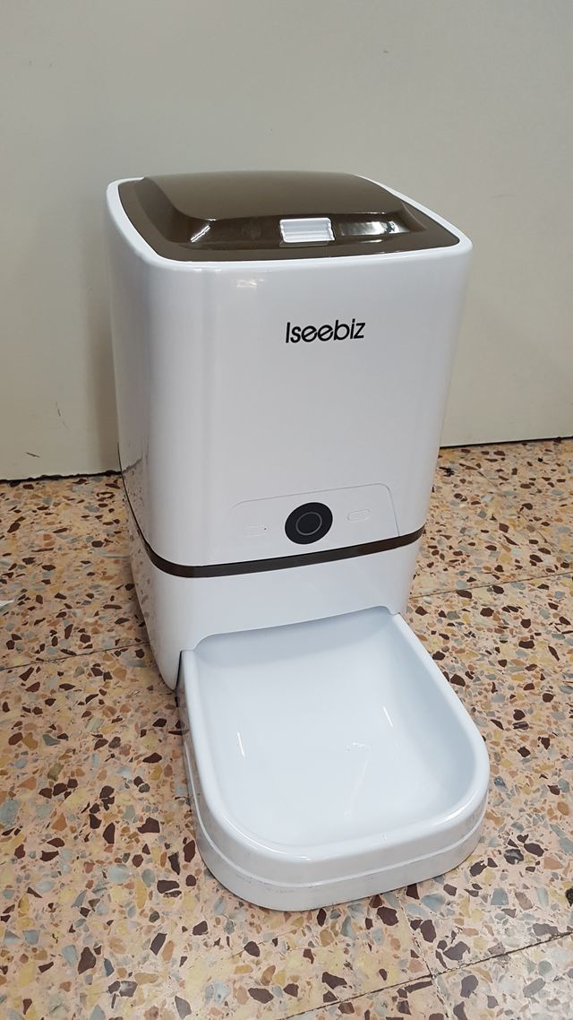 Comedero Automatico Iseebiz