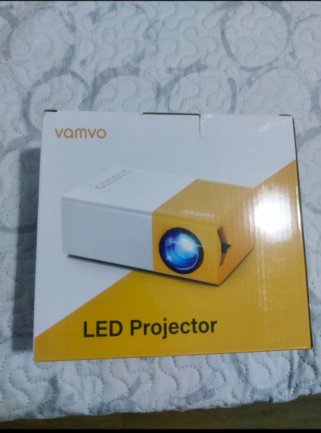 Proyector LED Vamvo YG300 Pro - Nuevo