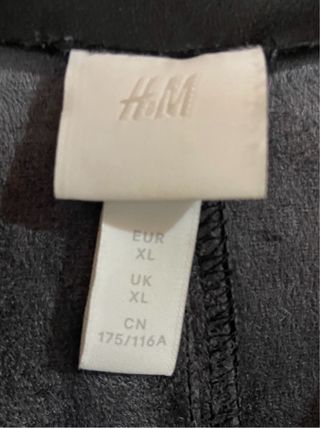 Vestido polipiel. Oversize. H&M. XL. Un sólo uso.