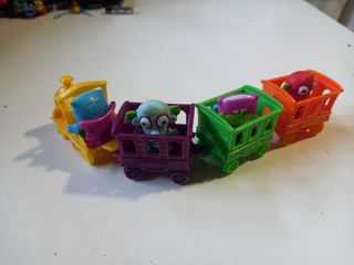 Tren superthings 3 bagones y 4 muñecos