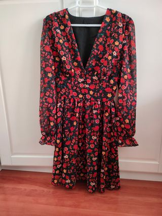 Vestido floreado NUEVO, Talla M