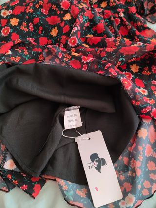 Vestido floreado NUEVO, Talla M