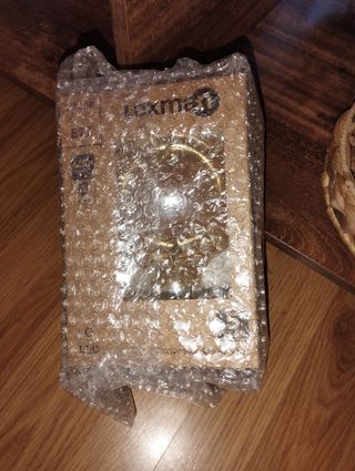 Bombilla grande luz cálida LEXMAN