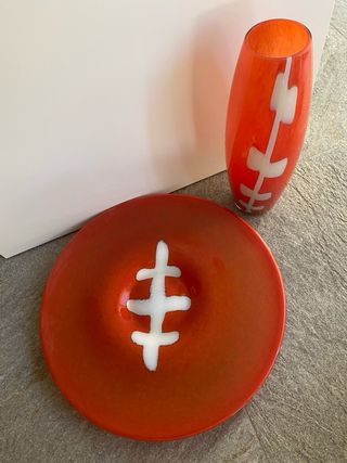 Jarrón y plato estilo oriental