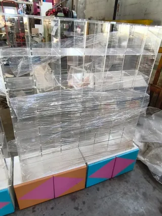 Mueble expositor metacrilato casillas