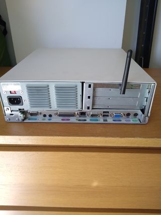 Ordenador retro Compaq Deskpro EN