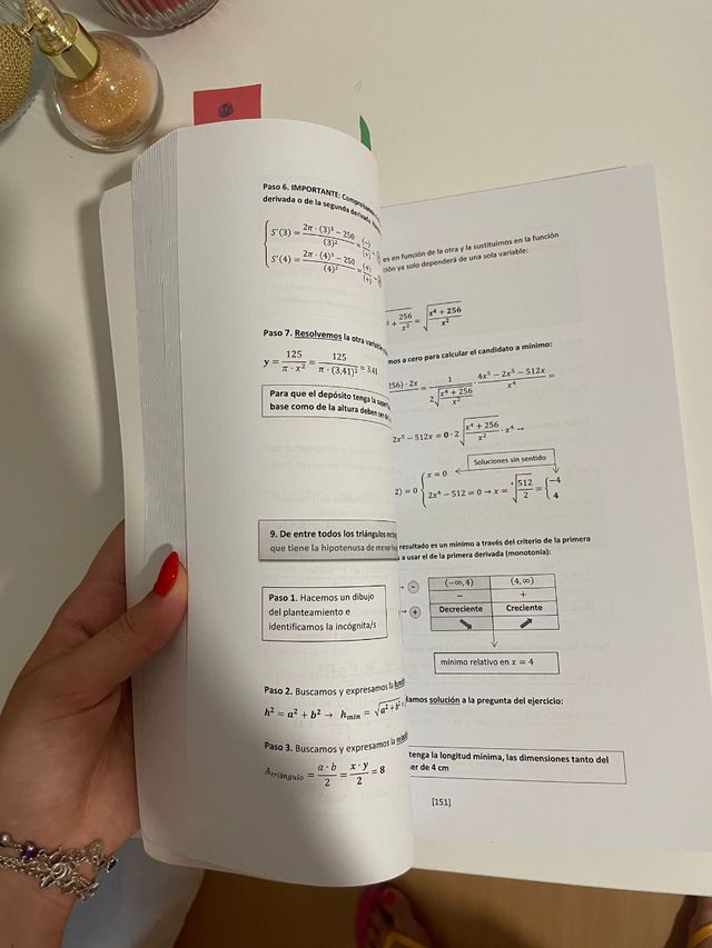 UNAS MATEMATICAS PARA TODOS