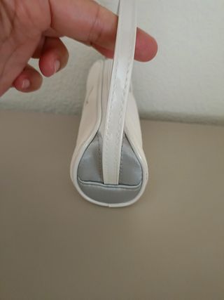 Dior: Pequeño Neceser Nuevo.