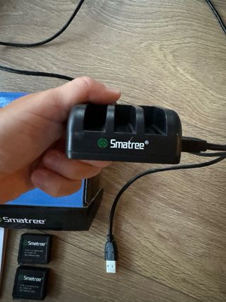 Cargador y 2 baterias GoPro