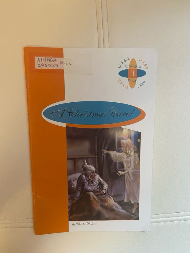 Libros “king arthur” y “a christmas carol”