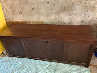 Mueble de televisión