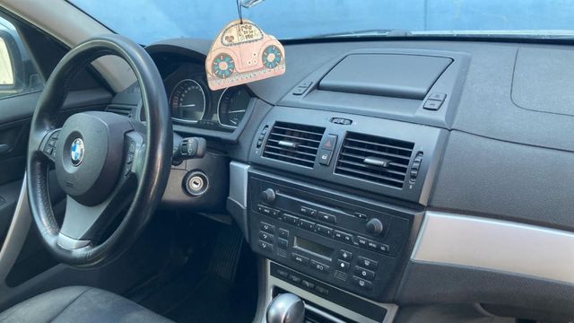 BMW X3 2009 2.0 177