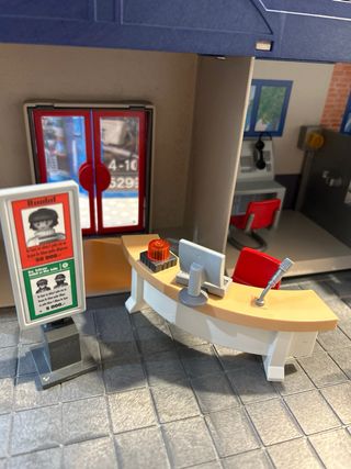 Set 5299 comisaria policia playmobil