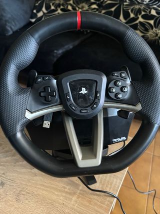 PS4 500Gb + Volante y pedales