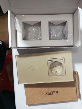 BSEED-interruptor de luz táctil con enchufe europa