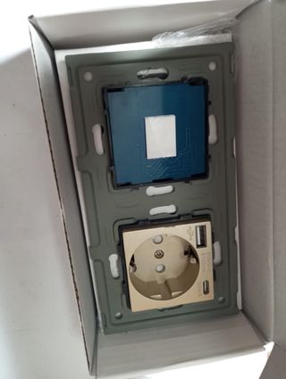 BSEED-interruptor de luz táctil con enchufe europa