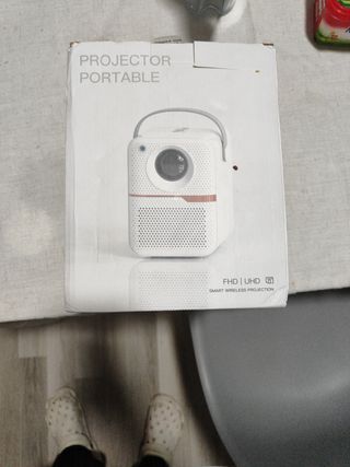 Proyector 4K, 300 Lúmenes ANSI, 1080P