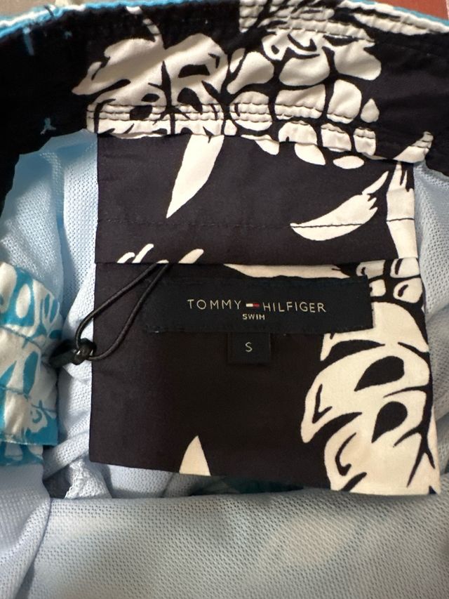 Bañador Tommy Hilfiguer talla S