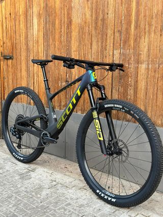 Scott Spark RC World Cup AXS custom by RR Bikers