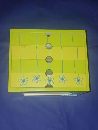 Álbum de fotos en caja de madera