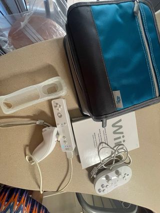 Videoconsola nintendo Wii + 9 juegos + funda