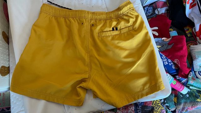 Costume k-way color senape