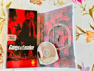 Gangs of London para PSP, versión en inglés para PAL