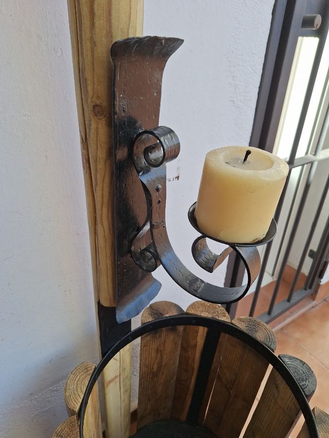 Candelabro de pared en forja