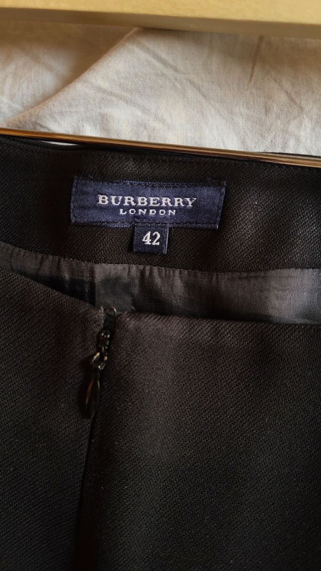 Falda, Burberry