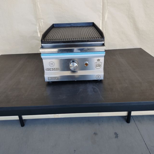 AL 🔲 Plancha Hierro Ranurada [30 cm]