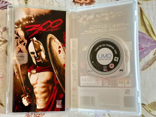 300: March To Glory para PSP Pal en inglés