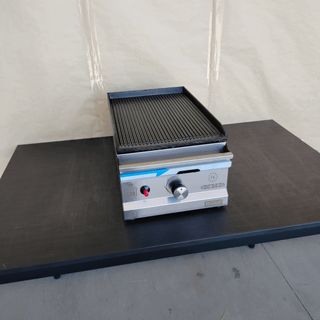 AL 🔲 Plancha Hierro Ranurada [30 cm] Gas