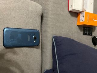 Movil samsung galaxy J1