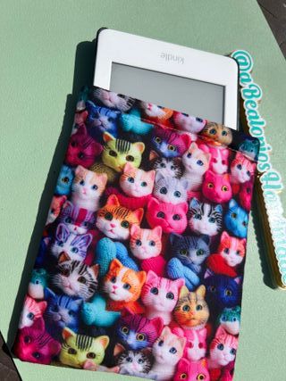 Funda libro bolsillo ebook kindle gatos 3d novela