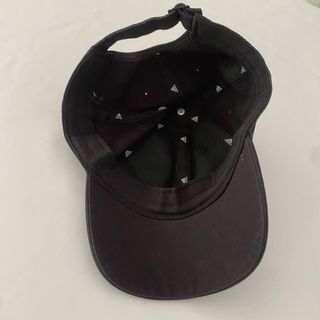 Gorra Adidas negra