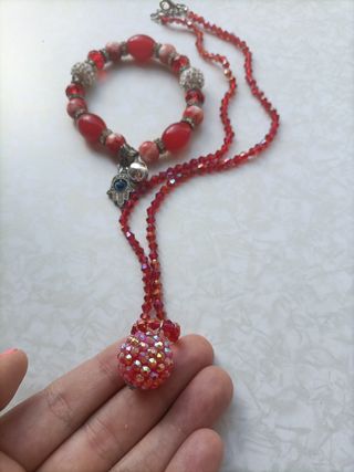 Conjunto collar y pulsera rojos brillant