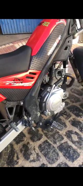 Moto de 125 cc Rieju tango