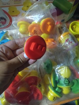 Juguete plastilina letras Playdoh