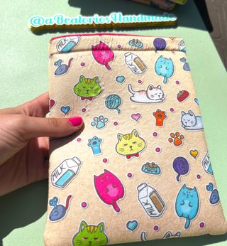 funda libro bolsillo ebook ereader kindle gato